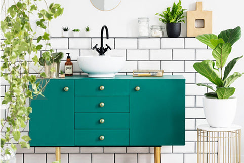 DIY vs. Hiring a Pro: Which Approach is Right for Your Kitchen and Bath Remodel?